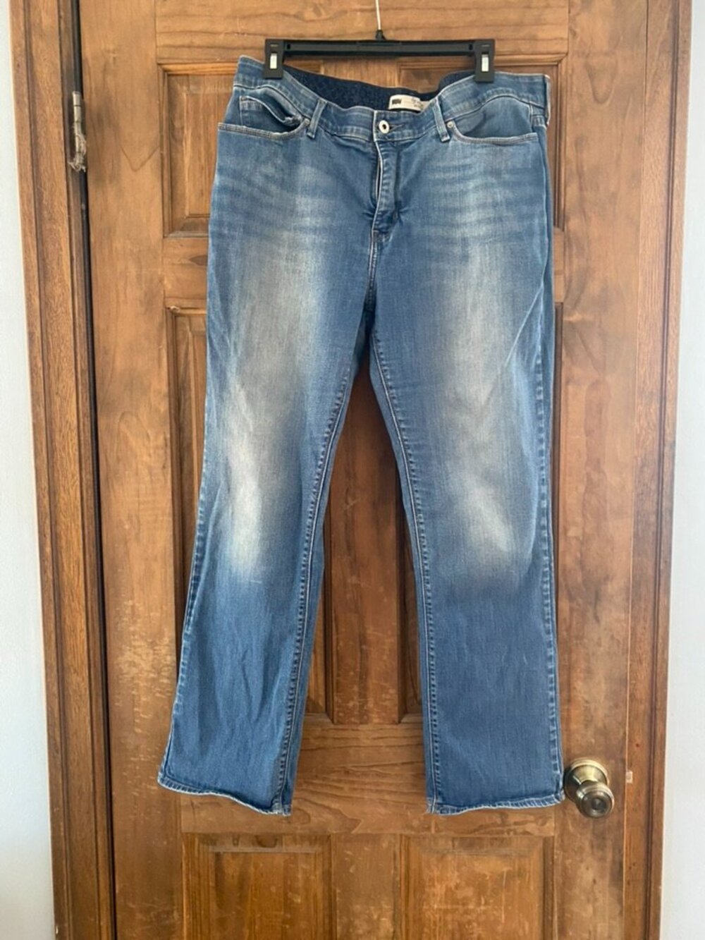 Signature by Levi's straight leg jeans, size 16